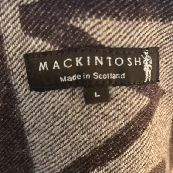 Mackintosh Men’s Grey OvercoatSize L - Good Condition100% waterproof100% wool
